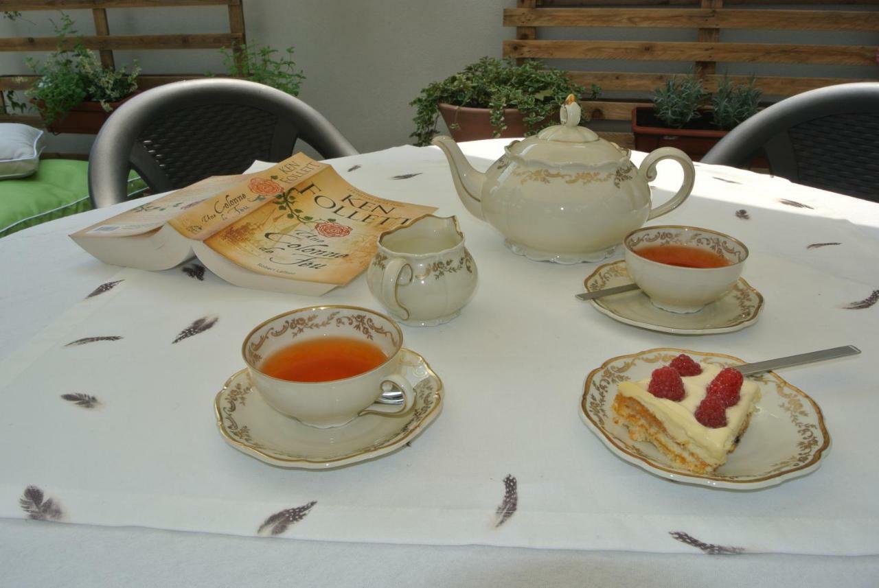 Campagnoli Bed & Breakfast Somma Lombardo Bagian luar foto